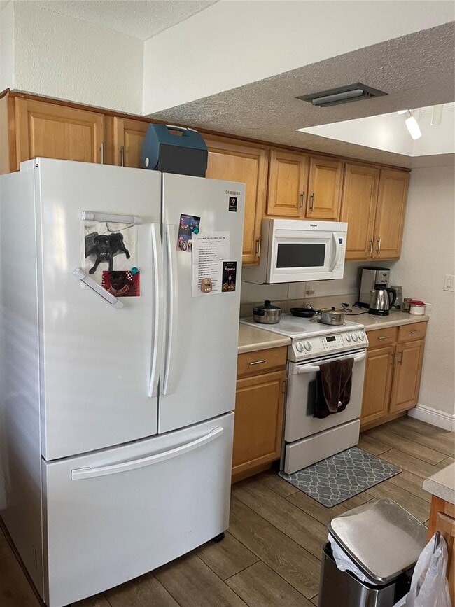 Photo - 4401 NW 43rd Ave