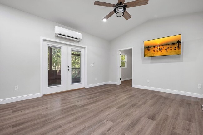 Photo - 70 Fonigan Rd