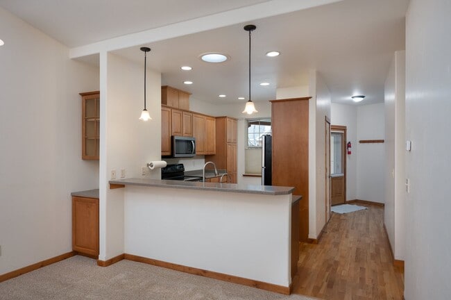 Photo - 3 Bedroom, 2 Bath Condo