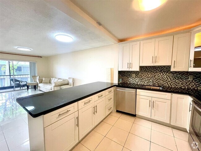 Building Photo - 4159 NW 90th Ave Unit 204 Rental