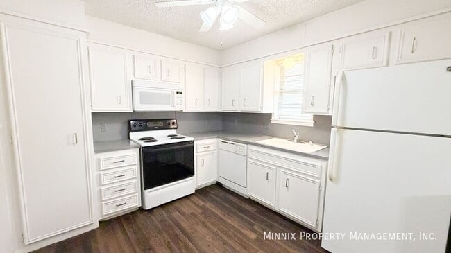 Photo - 7303 Avenue X Unit 101