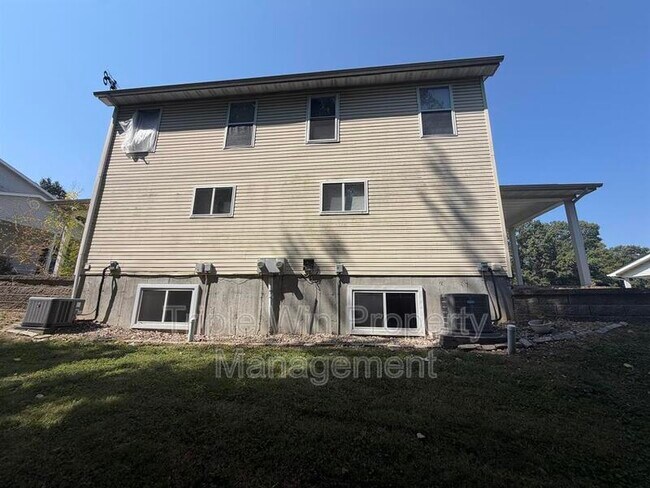 226 Diekamp Ln