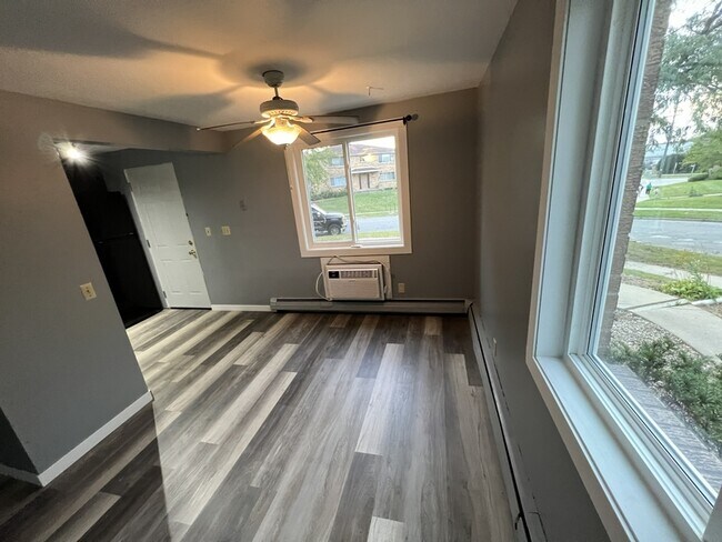 Photo - 1129 Catalpa Cir