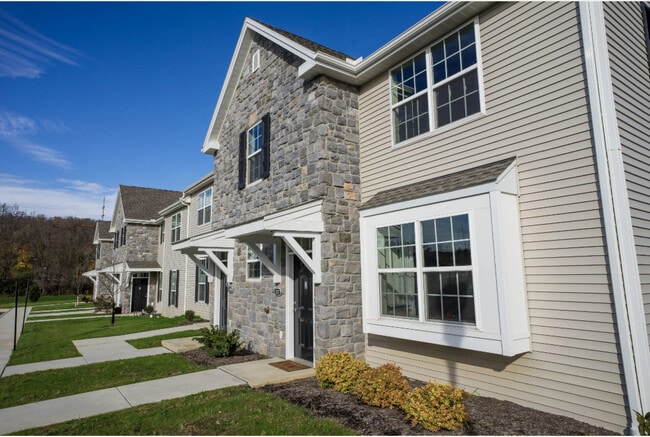 Photo - The Courts at Lime Spring