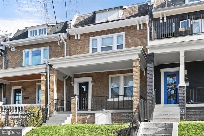 Building Photo - 4919 Kansas Ave NW