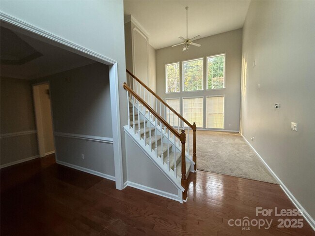 Photo - 8811 Singleton Ct