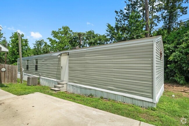 Building Photo - 16930 W Alderson Rental