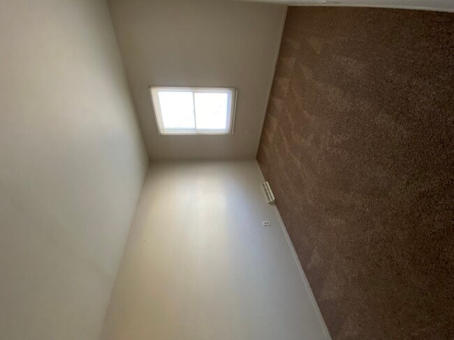 Photo - 3555 W 30th St