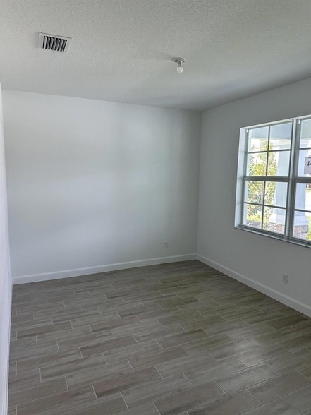 Photo - 1166 Tangled Orch Trce