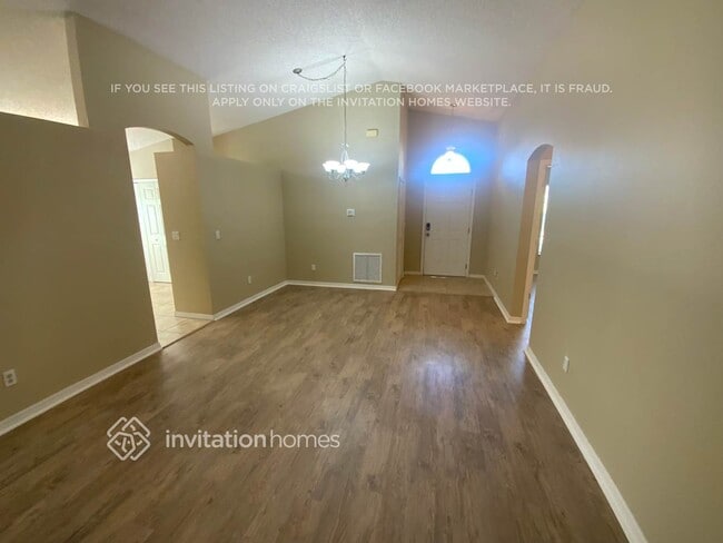 Photo - 214 Oak Branch Dr