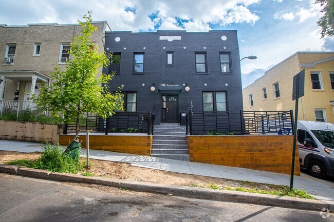 Building Photo - Amazing 2 BR/1 BA Apartment in Trinidad! Unit ( 1)