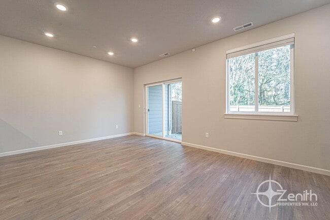 Photo - 2403 Trail Vw