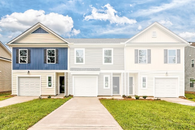 Building Photo - 1402 Champions Rst Rd