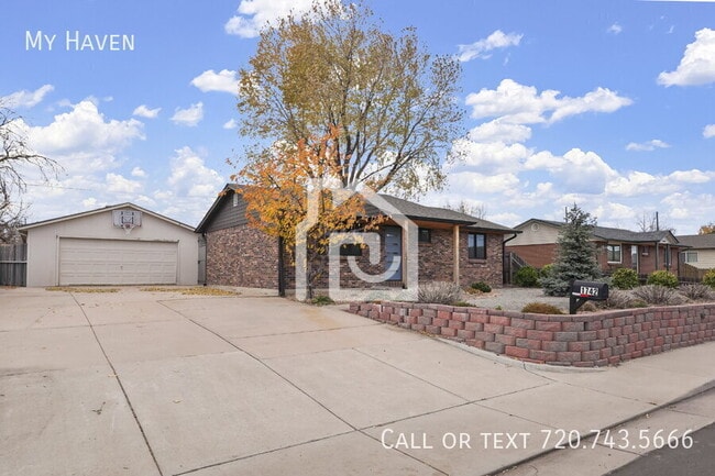 Photo - 1742 W 56th Ave