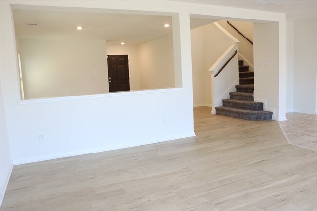 Photo - 20807 Sheffield Pk Dr