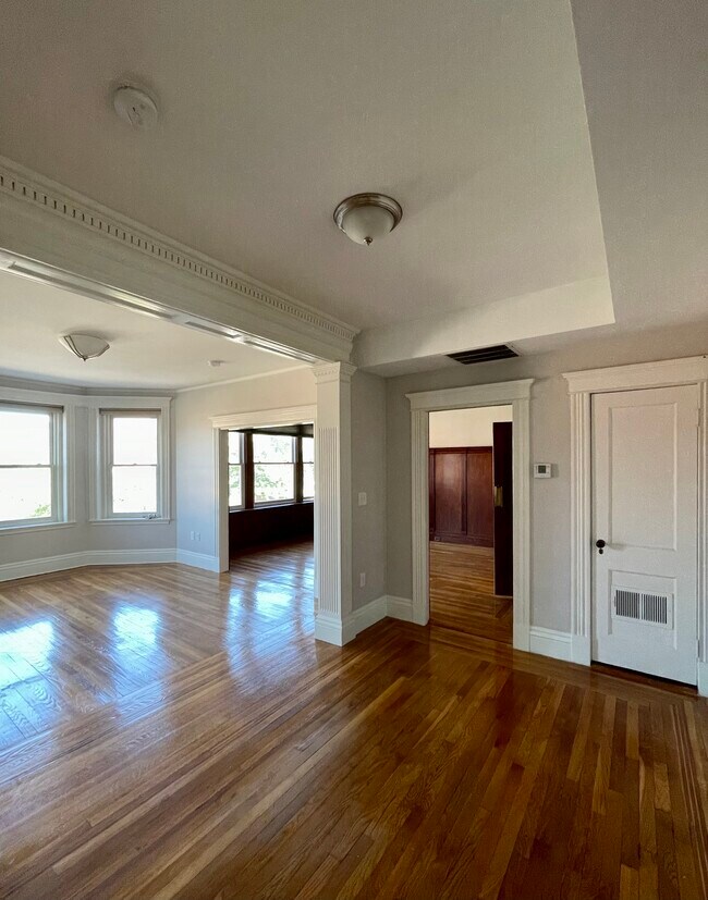 181 Harvard St Unit 3