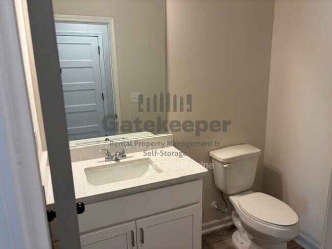 Photo - 205 Valley View Dr