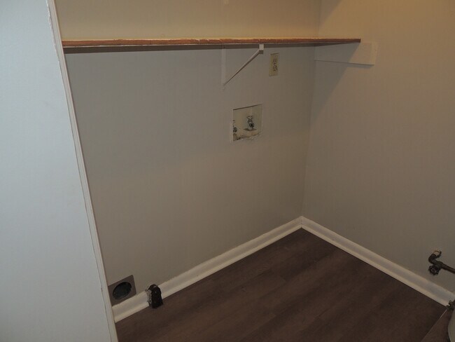 Photo - 1018 Wood Creek Dr