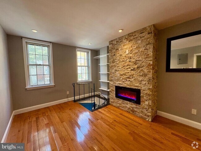 Building Photo - 341 S 12th St Unit 1 Rental