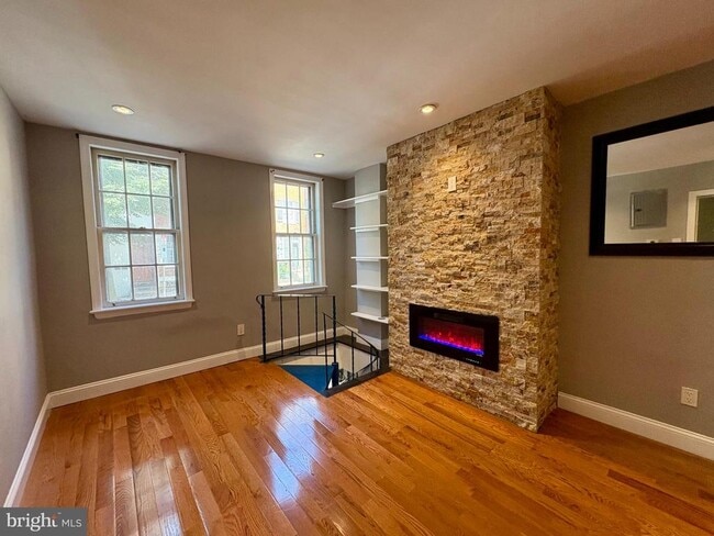 Photo - 341 S 12th St Apartment Unit 1