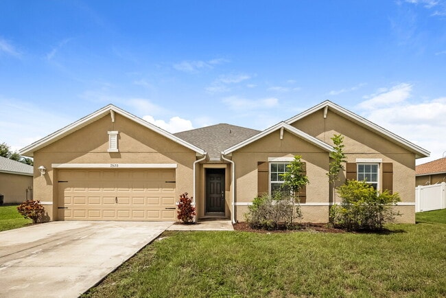 Building Photo - 2520 SW 15th Pl Rental