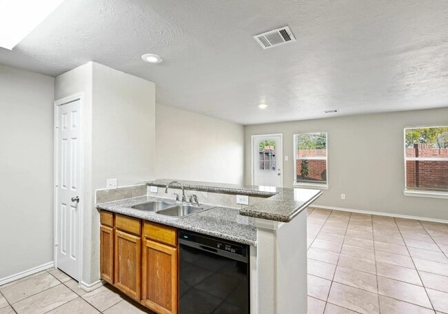 11902 Clifton Oaks Dr