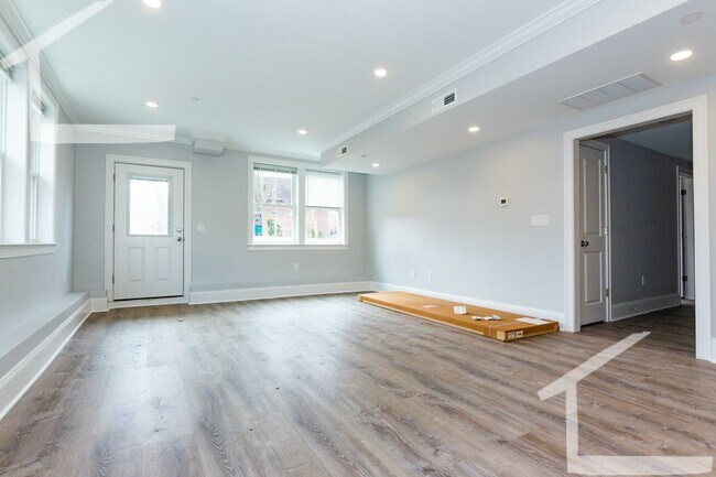 124 Kenrick St