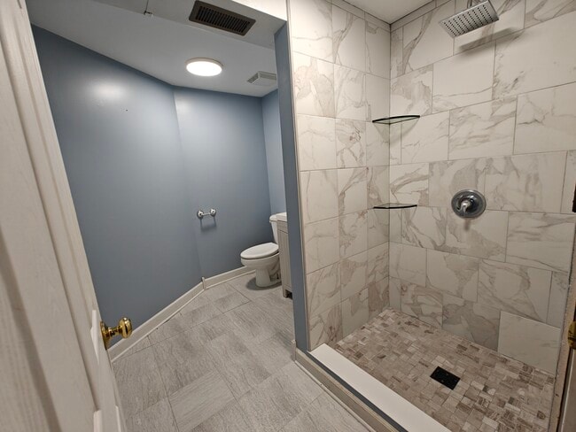 Photo - 1410 N Whispering Springs Cir