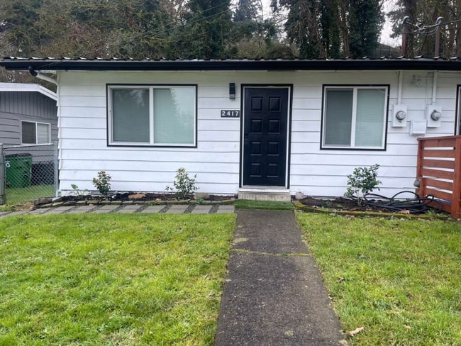 Building Photo - 2415-2417 E 20th St Unit L-  2