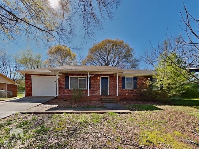 Building Photo - 421 Cabriolet Ct