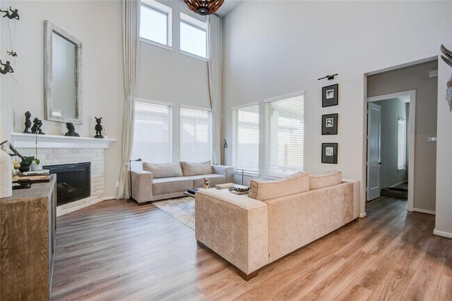 Photo - 7314 Kingbird Cv Ct