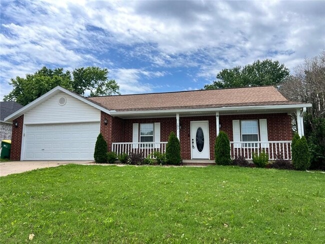 Photo - 192 Shane Dr House