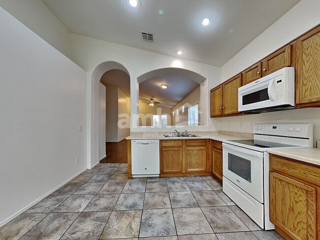 Photo - 2525 W Nancy Ln