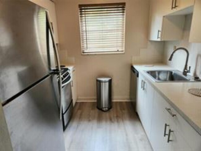 2607 NE 8th Ave Unidad 33