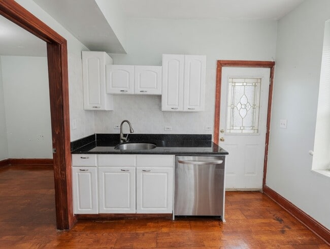 Photo - 1224 N Cleaver St Unit 1F