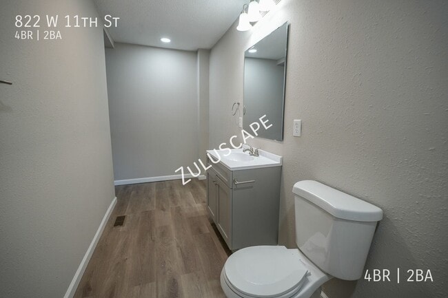 822 W 11th St