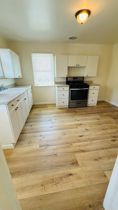 Building Photo - 383 Redondo Ave