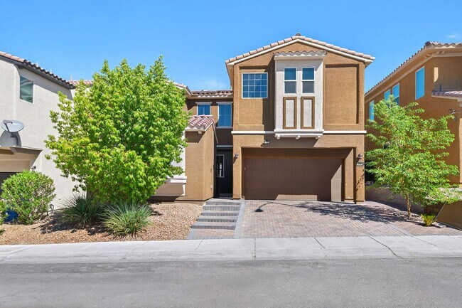 Building Photo - GORGEOUS TWO STORY HOME IN EAST LAS VEGAS!