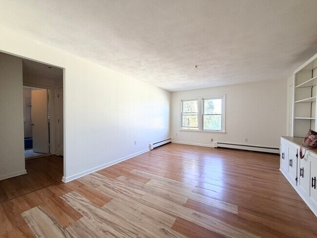 2 Filbert St Unit 4