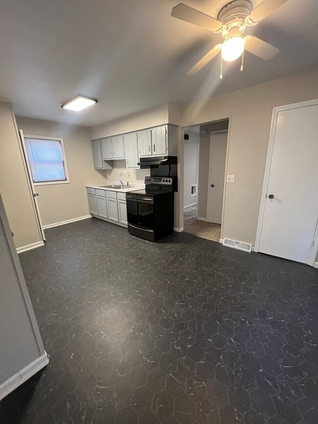 Photo - 2 Bedroom 1 Bath House