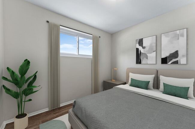 290 Springbank Drive - 290 Springbank Drive