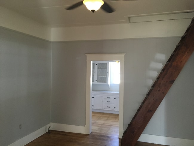 Photo - 216 E 2nd St