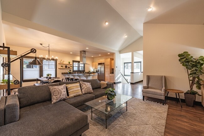 Photo - 2340 NW Bens Ct