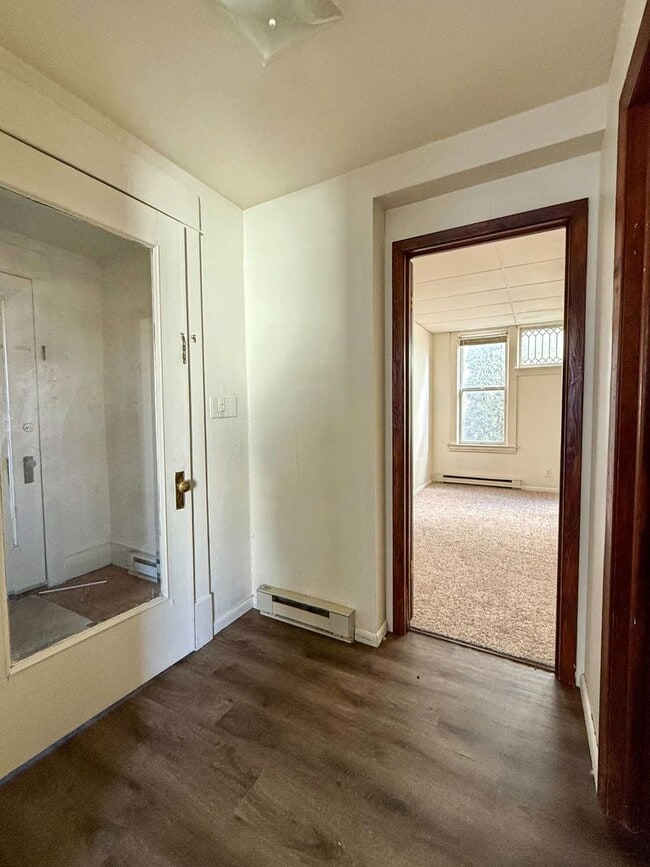 Photo - Darin Johnson Triplex Unit 1-Front