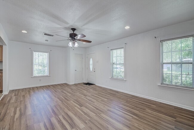 Photo - 123 Marlin Ave
