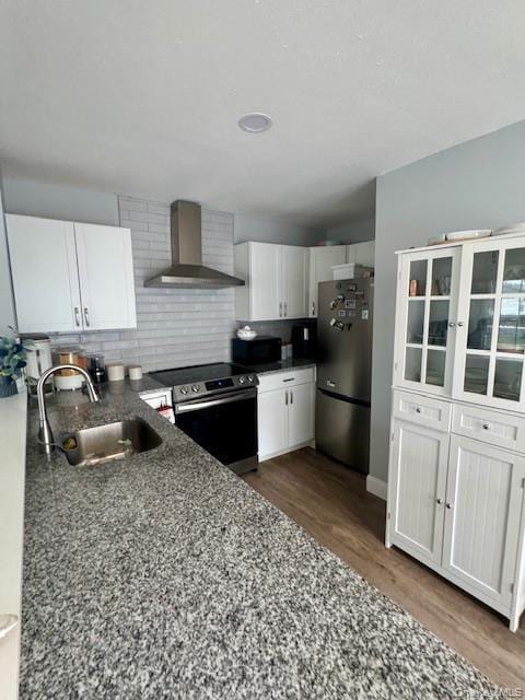 Photo - 332 Commack Rd