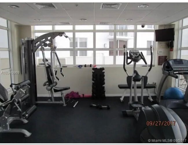 Photo - 2030 Douglas Rd Unit 716