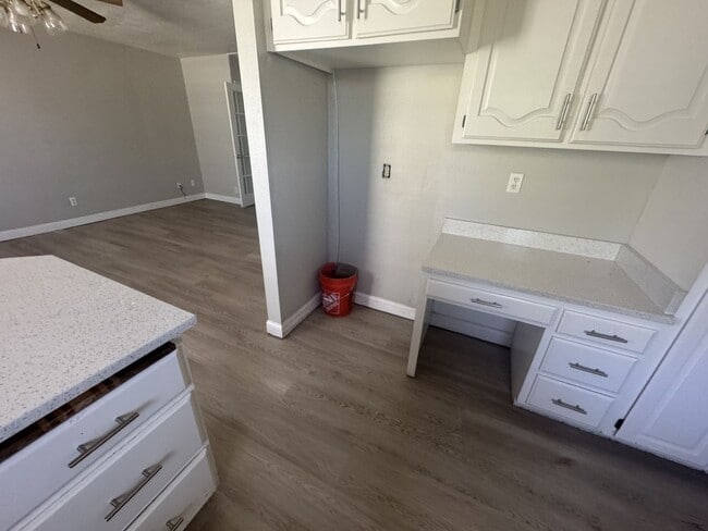 Photo - Large Home in Bloomington Hills