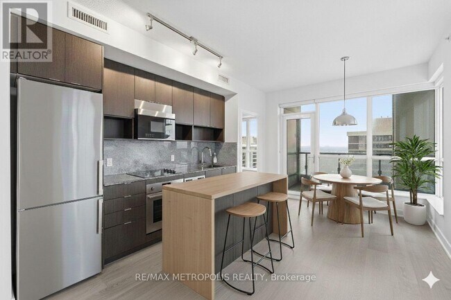 Photo - 7 Mabelle Ave Unité 3304