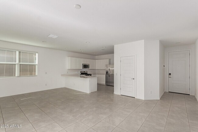 Photo - 3233 Juniper Cyn Dr